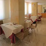 チッタ ストゥディ 3*