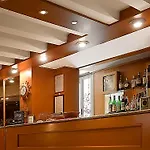 チッタ ストゥディ ホテル 3*